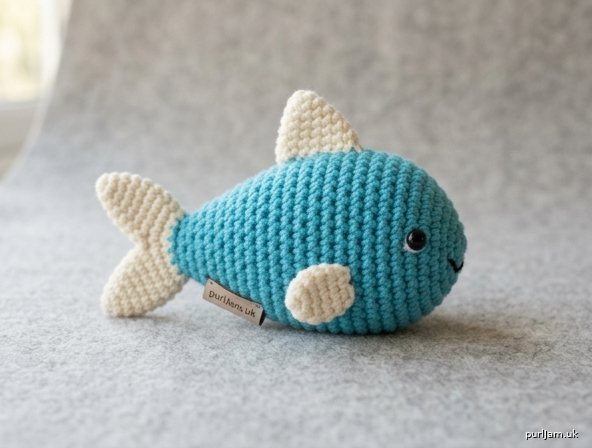 Small Amigurumi Fish Crochet Pattern