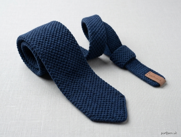 Classic Seed Stitch Necktie For Boys