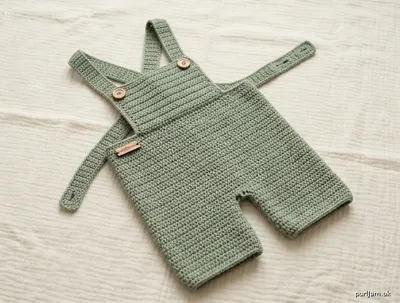 Stitch chart guide image for Newborn Crochet Overalls (Dungarees)