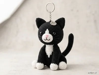Stitch chart guide image for Black & White Kitten Amigurumi Keychain